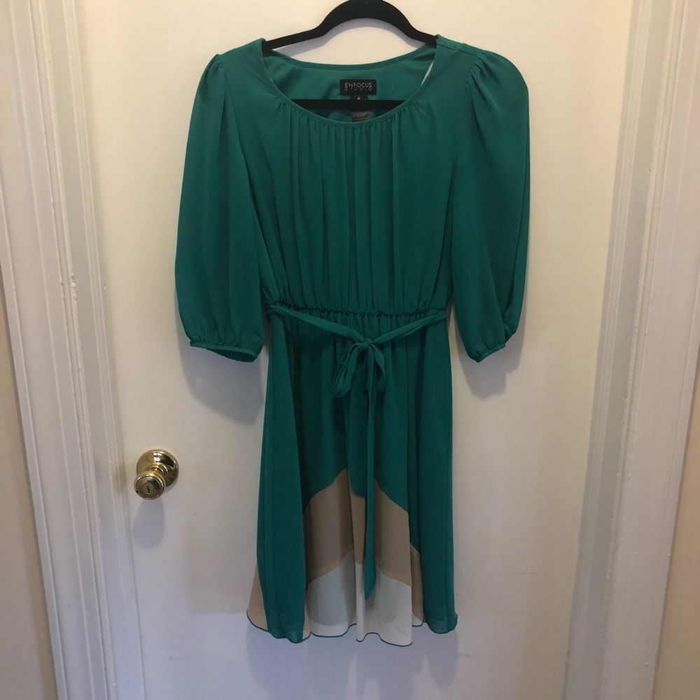 Green longsleeve dress